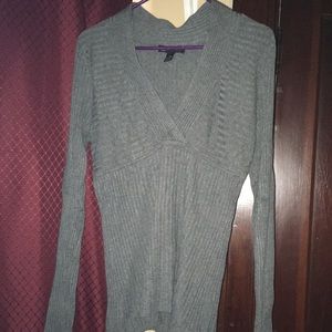 INC International Concepts XL Gray V Neck Top EUC